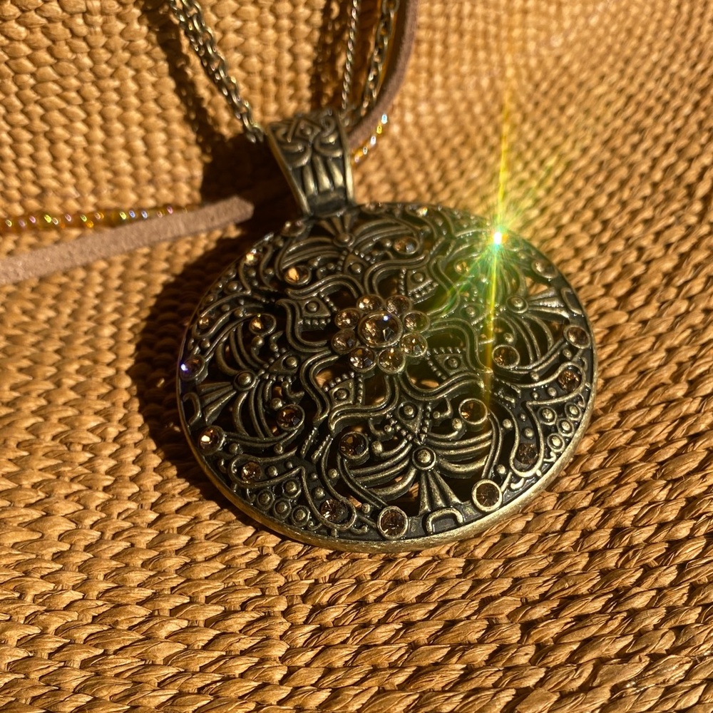 Lia Sophia Rosette necklace with box.Pendant Necklace -adjustable length
